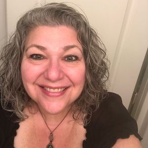 Meet your Posher, Annrose